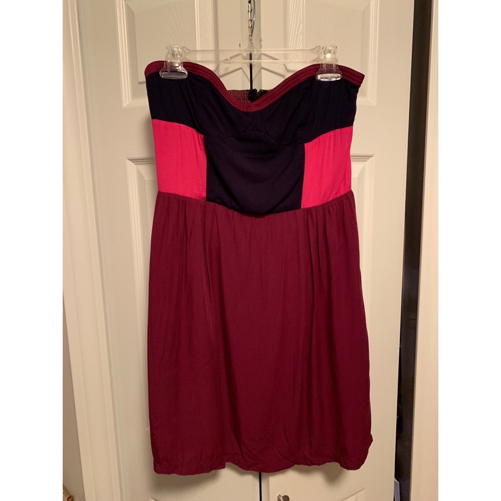 Urban Outfitters Colorblock Strapless Dress - Picture 2 of 4